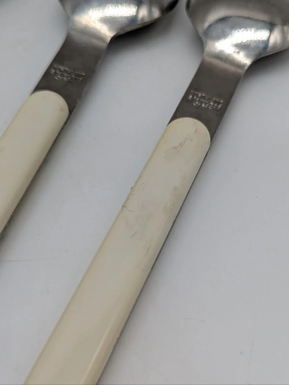 Vintage Oneida Winter Holiday Christmas Tree Spoon & Knife Set